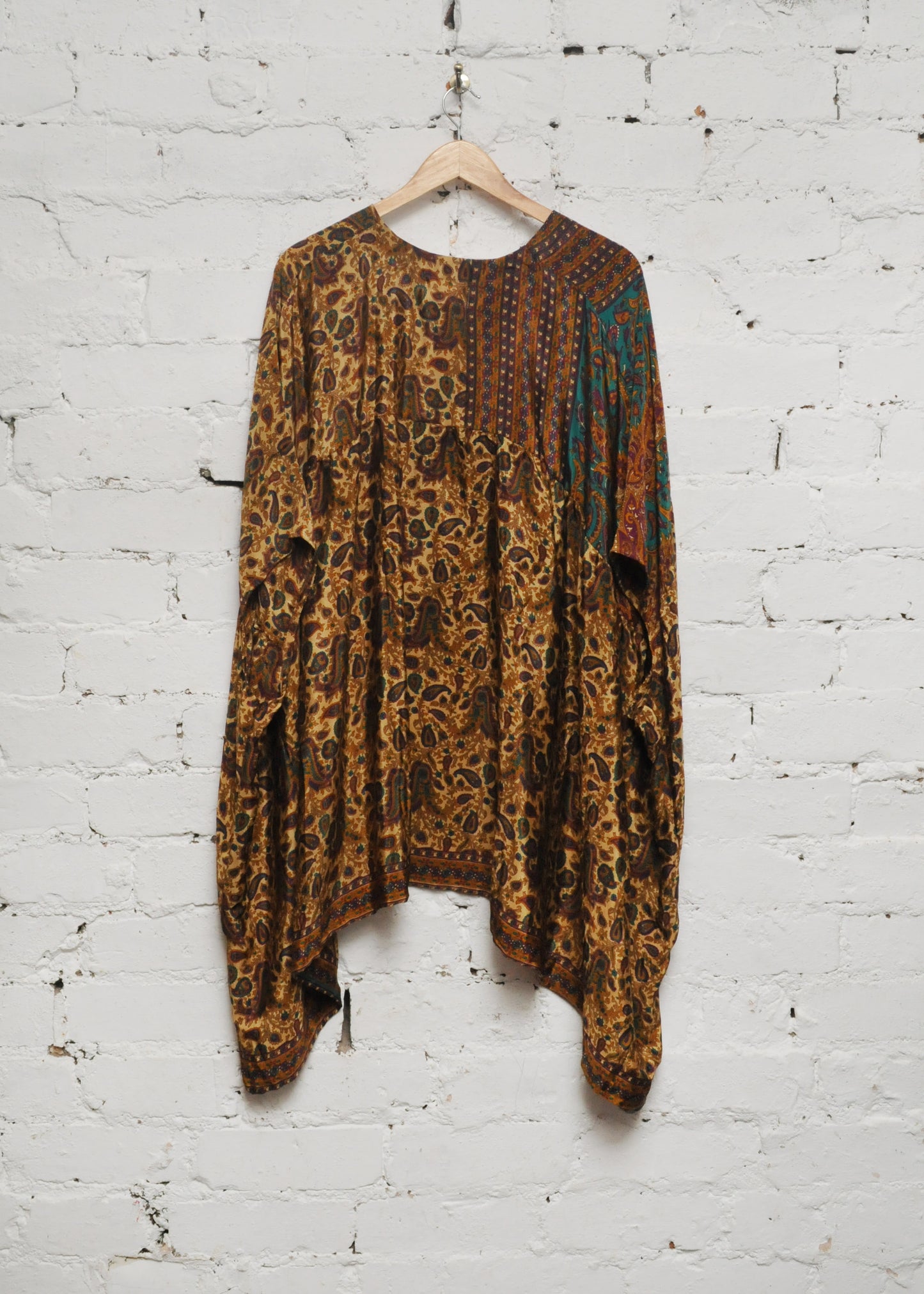 The Saras Top - 002