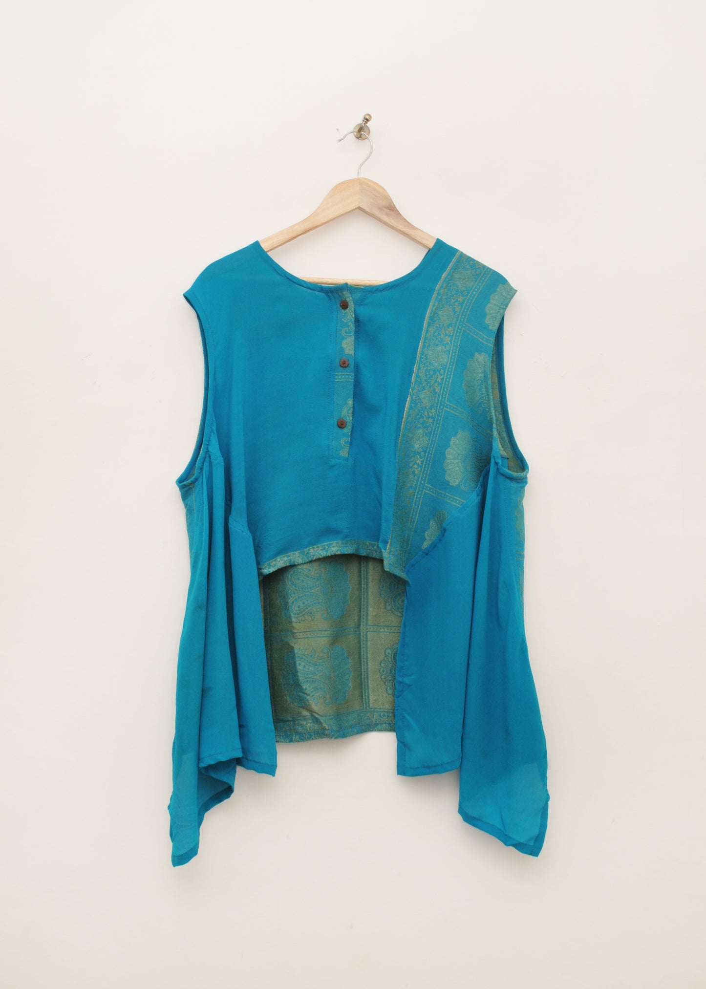 Suri Vest - 011